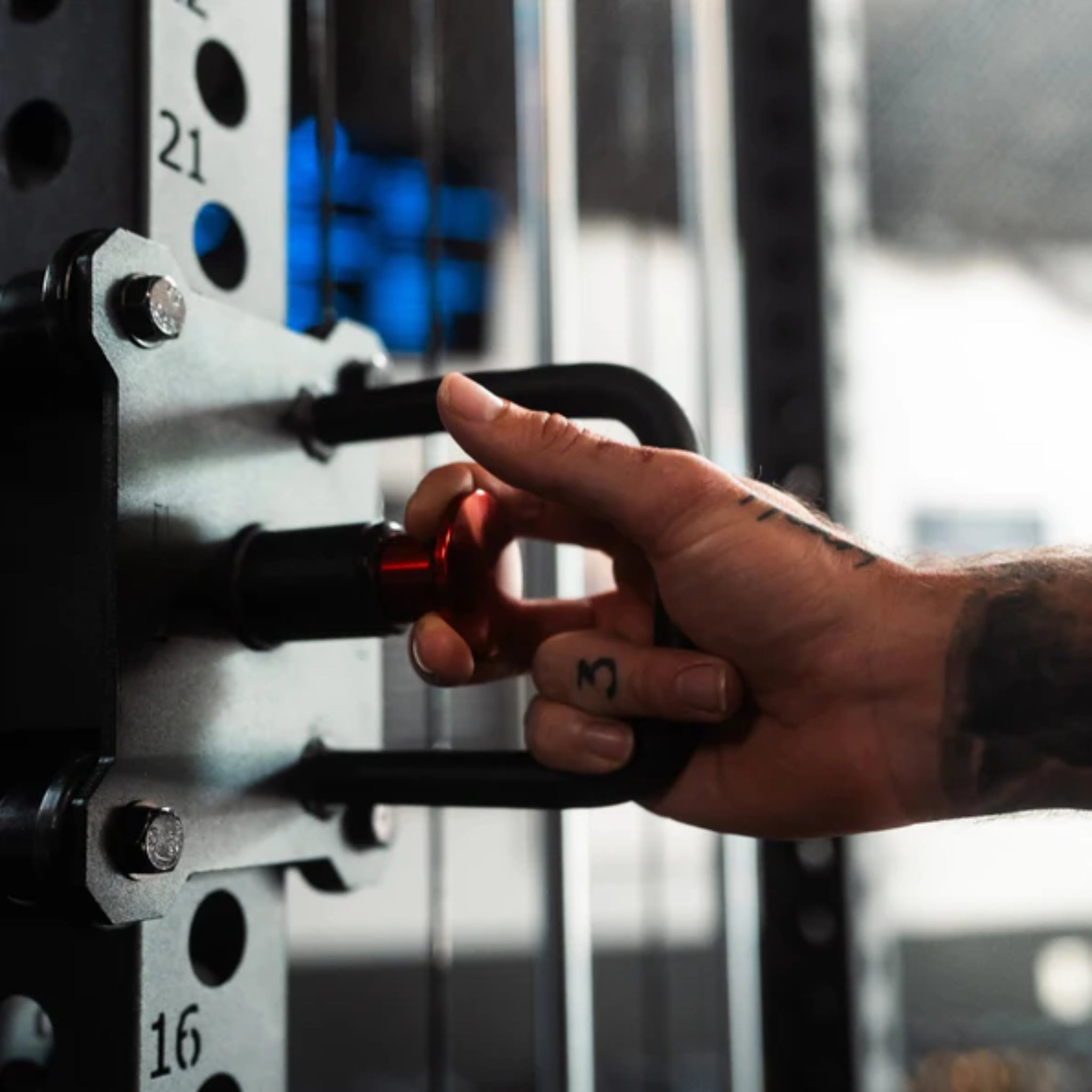 Fringe Sport “The Walrus” – Single Tower Low Row & Lat Pulldown Machine