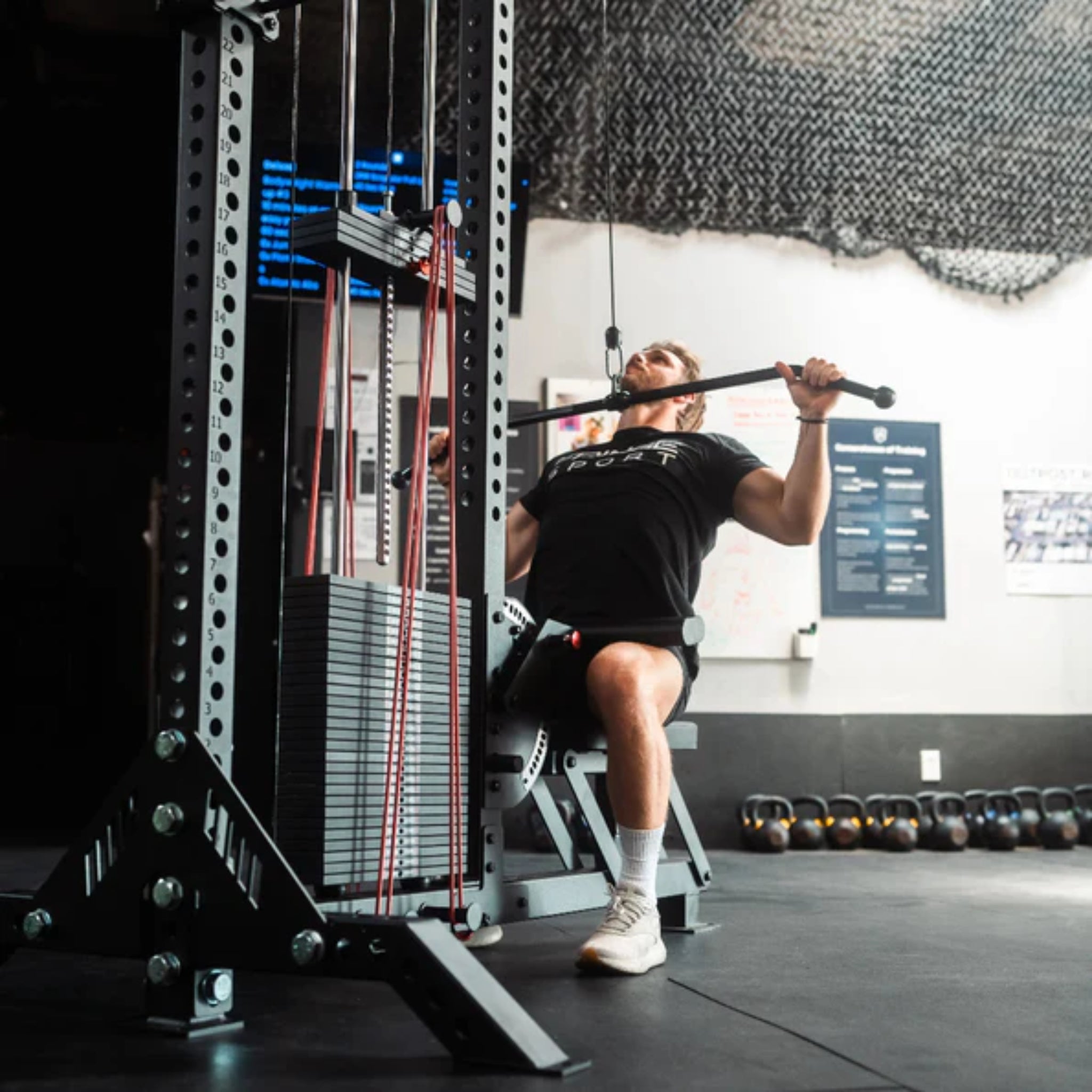 Fringe Sport “The Walrus” – Single Tower Low Row & Lat Pulldown Machine